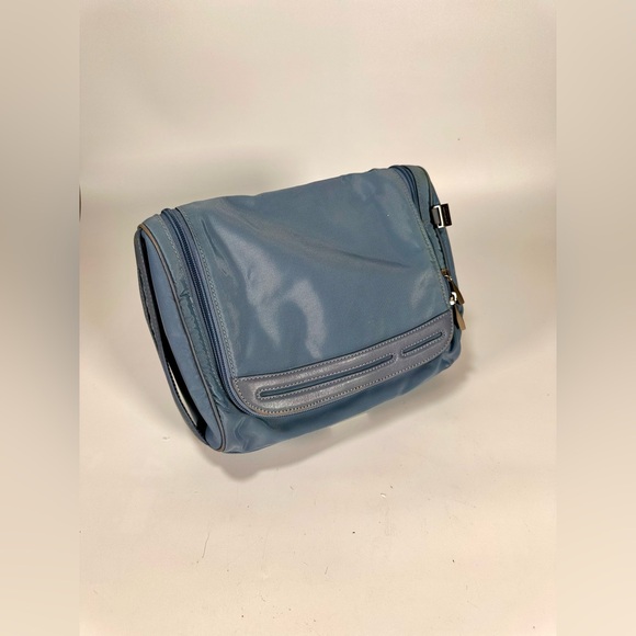 Tumi Blue Ballistic Nylon Toiletry Hanging Travel Kit (unisex) - Picture 2 of 11